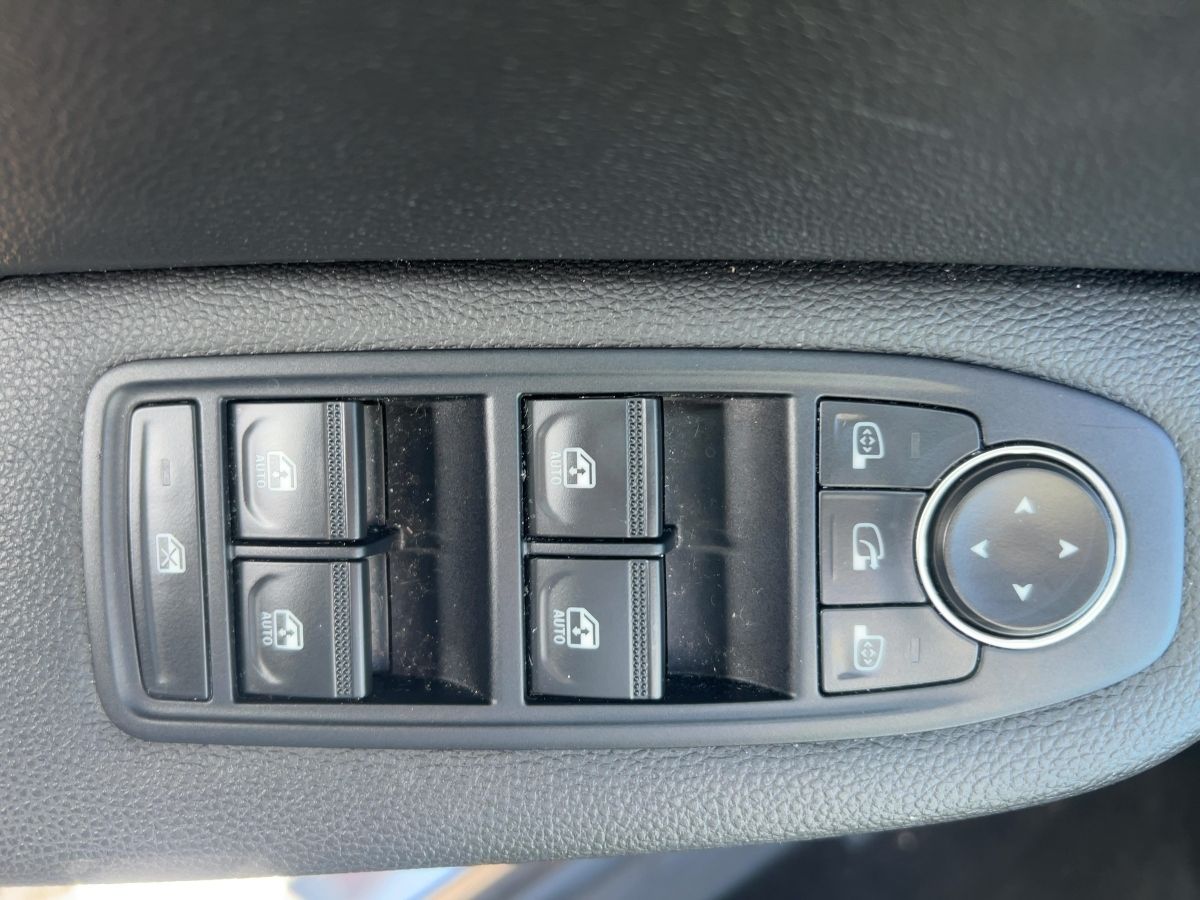 Fahrzeugabbildung Renault Clio ZEN TCe 90 SHZ Navi EPH