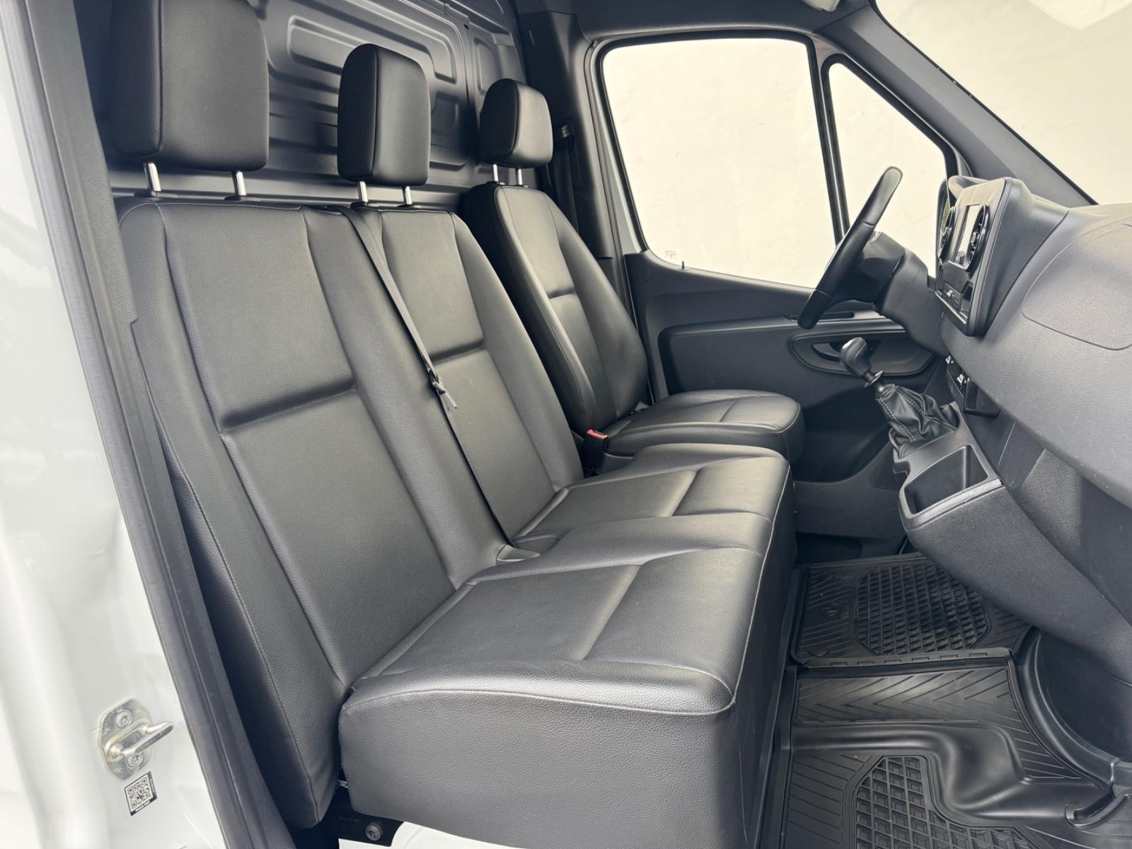 Mercedes-Benz Sprinter 214 CDI Kasten K/F "Klima/MBUX/LED/AHK"