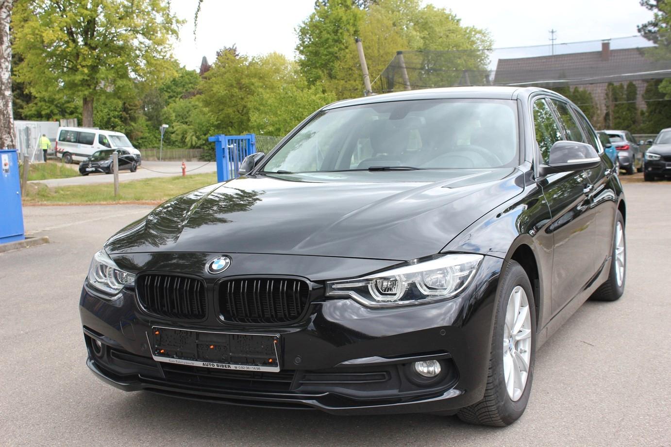 BMW 318d Touring Luxury Line-