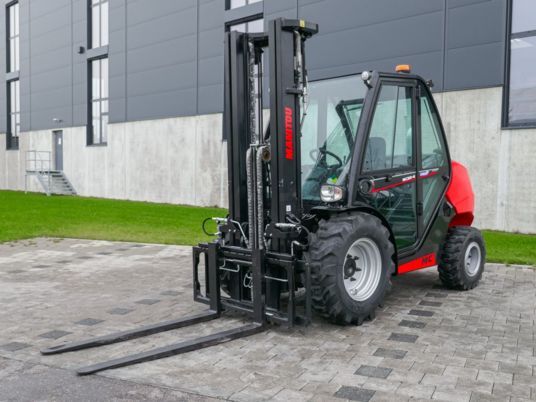 Manitou MC 30-4 D K ST5 S1