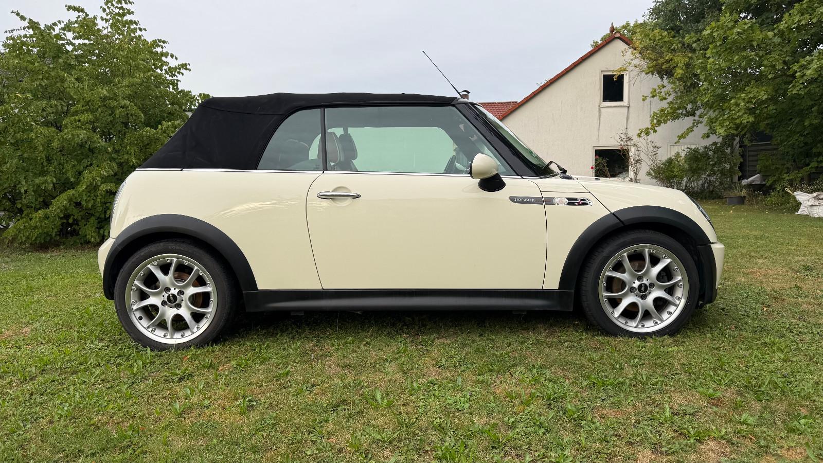 MINI COOPER S CABRIO Sondermodell Sidewalk
