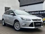 Ford Focus Titanium2.0TDCi*1HAND*AHK*Klima*Navi*PDC - Ford Focus aus 2011 mit Diesel-Antrieb