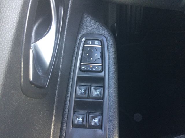 Captur 1.2 Intens KLIMA PDC SHZ KAMERA NAVI LED