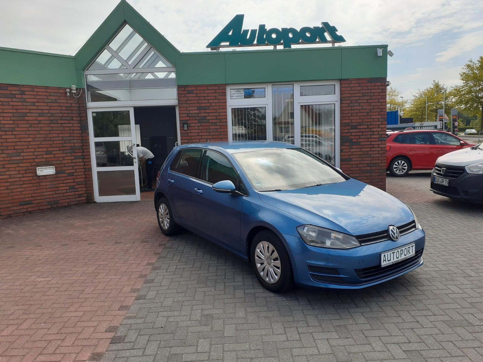 Volkswagen Golf VII Lim. Trendline BMT