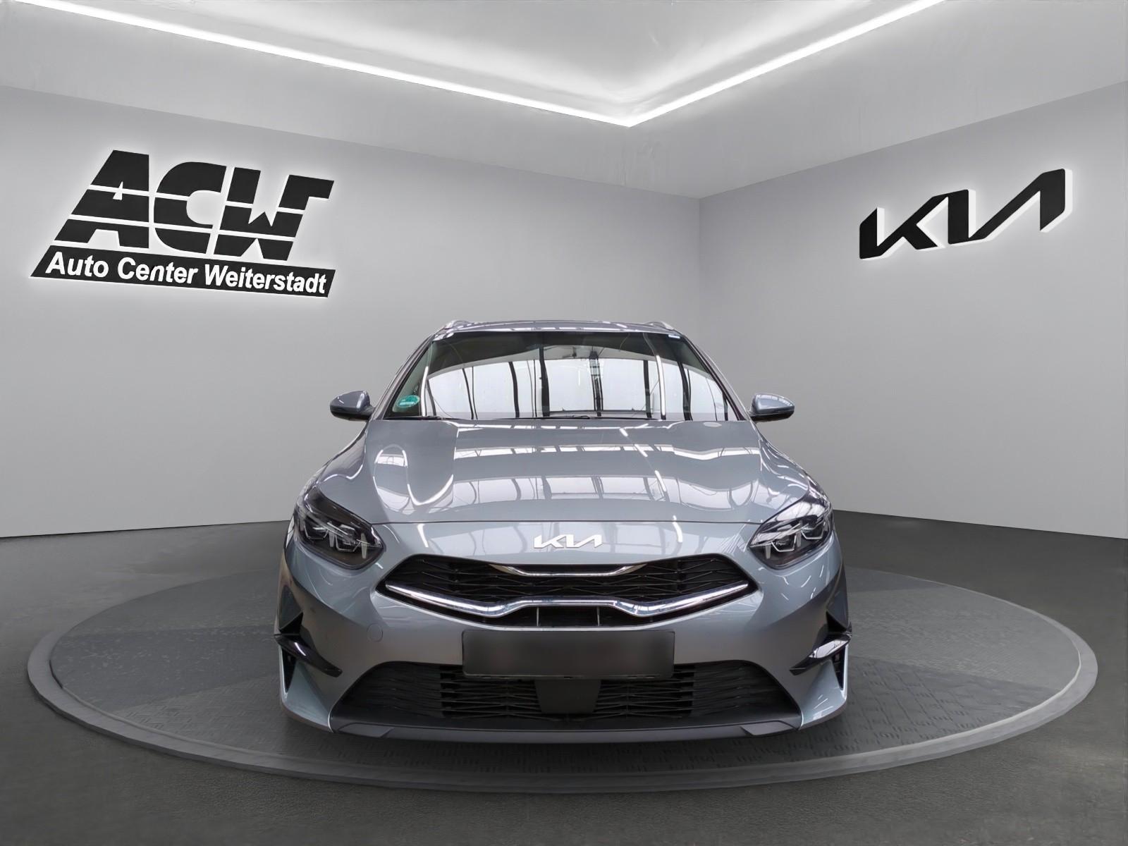 Kia CEED SW 1.5T DCT SPIRIT FULL-LED|KAMERA|NAVI|17Z