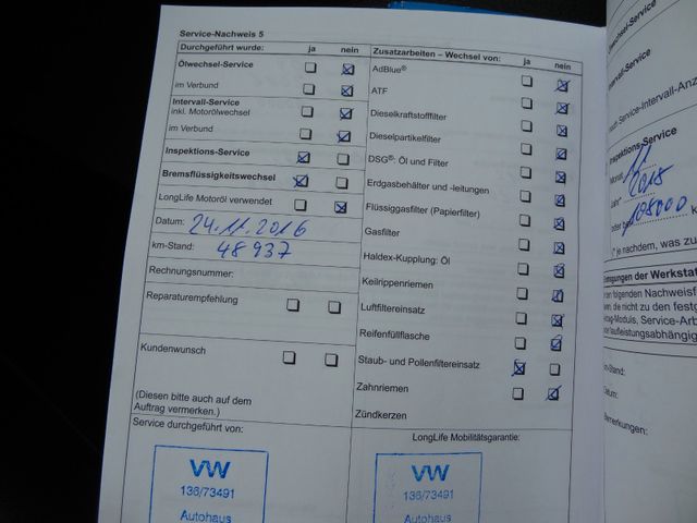 Fahrzeugabbildung Volkswagen Tiguan Sport Style 4Motion/Xenon/SitzH/PDC/Leder