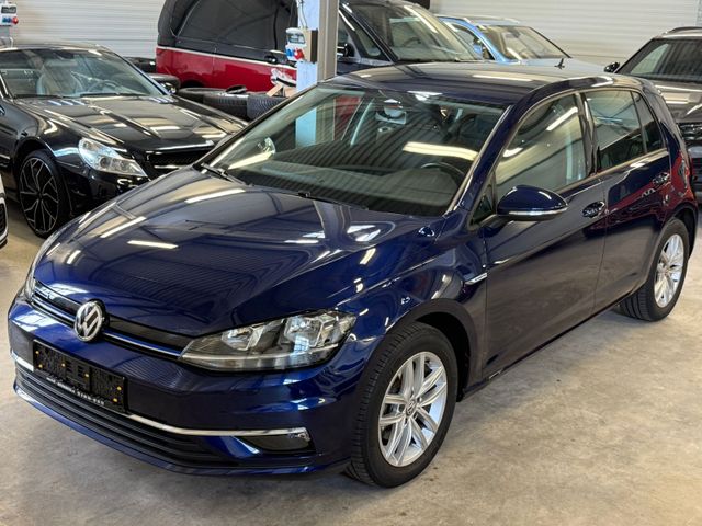 Volkswagen Golf VII Lim. Comfortline CNG ACC AHK Kamera SHZ