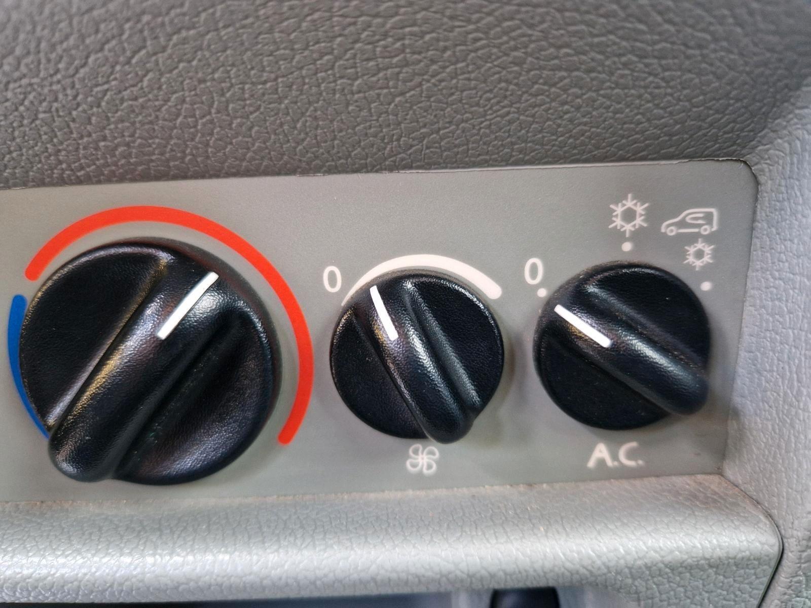 Renault Kangoo 2005 — photo 6