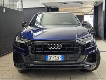 Audi Q8 - 2