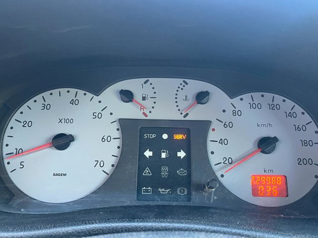 Renault Kangoo 1.6 16V 4x4 Privilege Bild 11