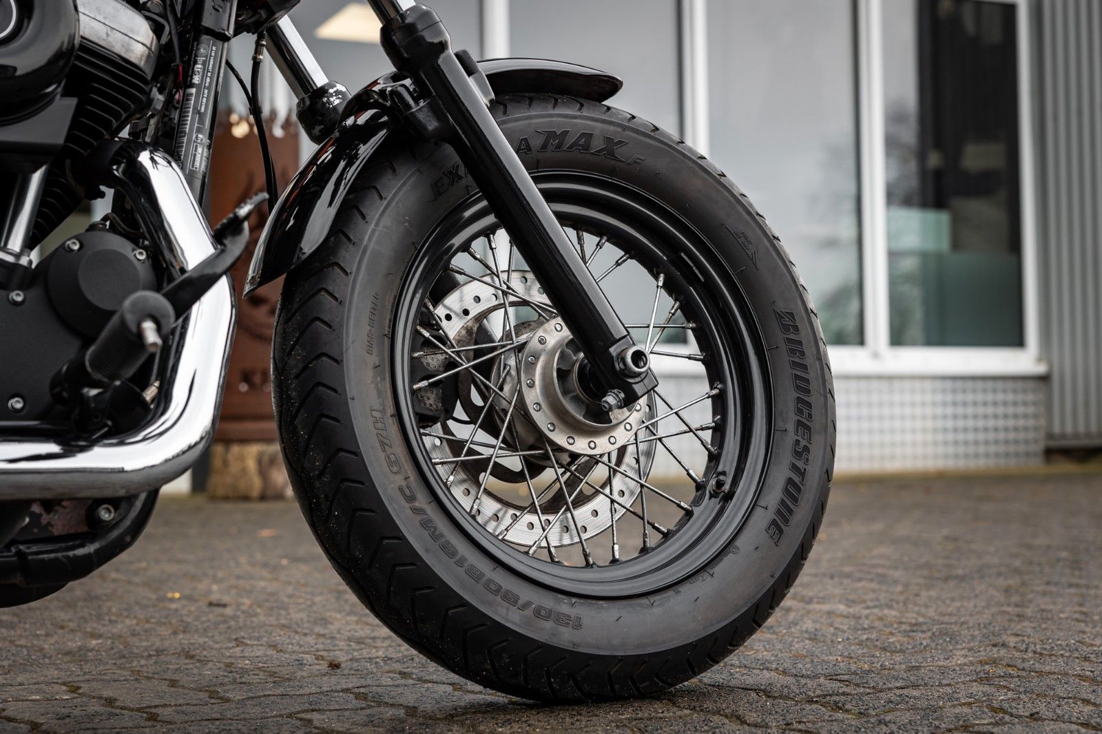 Fahrzeugabbildung Harley-Davidson XL1200X SPORTSTER FORTY-EIGHT - Miller Auspuff -