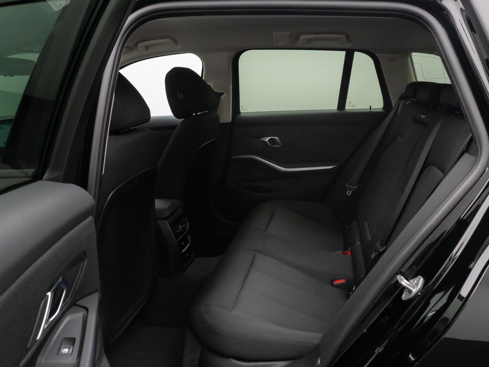 BMW 3 Series i Alarm DAB Kamera GeschwindigReg Sportlenkrd, миниатюра 25