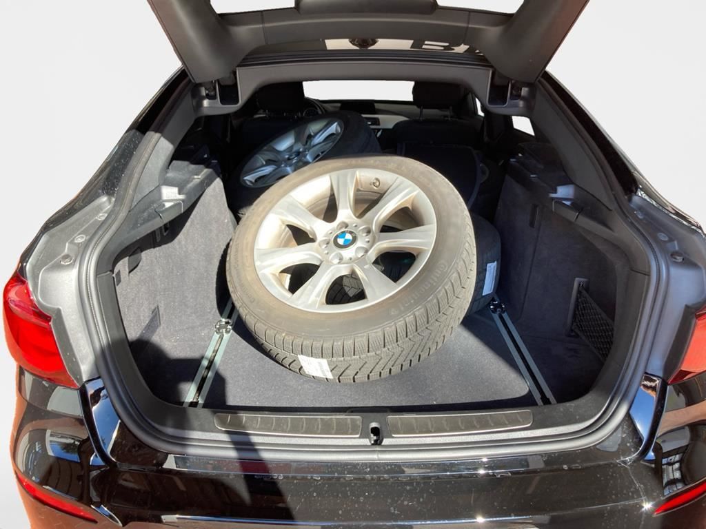 BMW 320i xDrive GT Aut. Advantage AHK Navi PDC CD foto 17