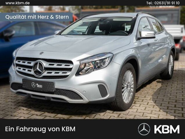 Mercedes-Benz GLA 180 NAVI°SHZ°TEMP°KLIMA°CD°PDC°Navi