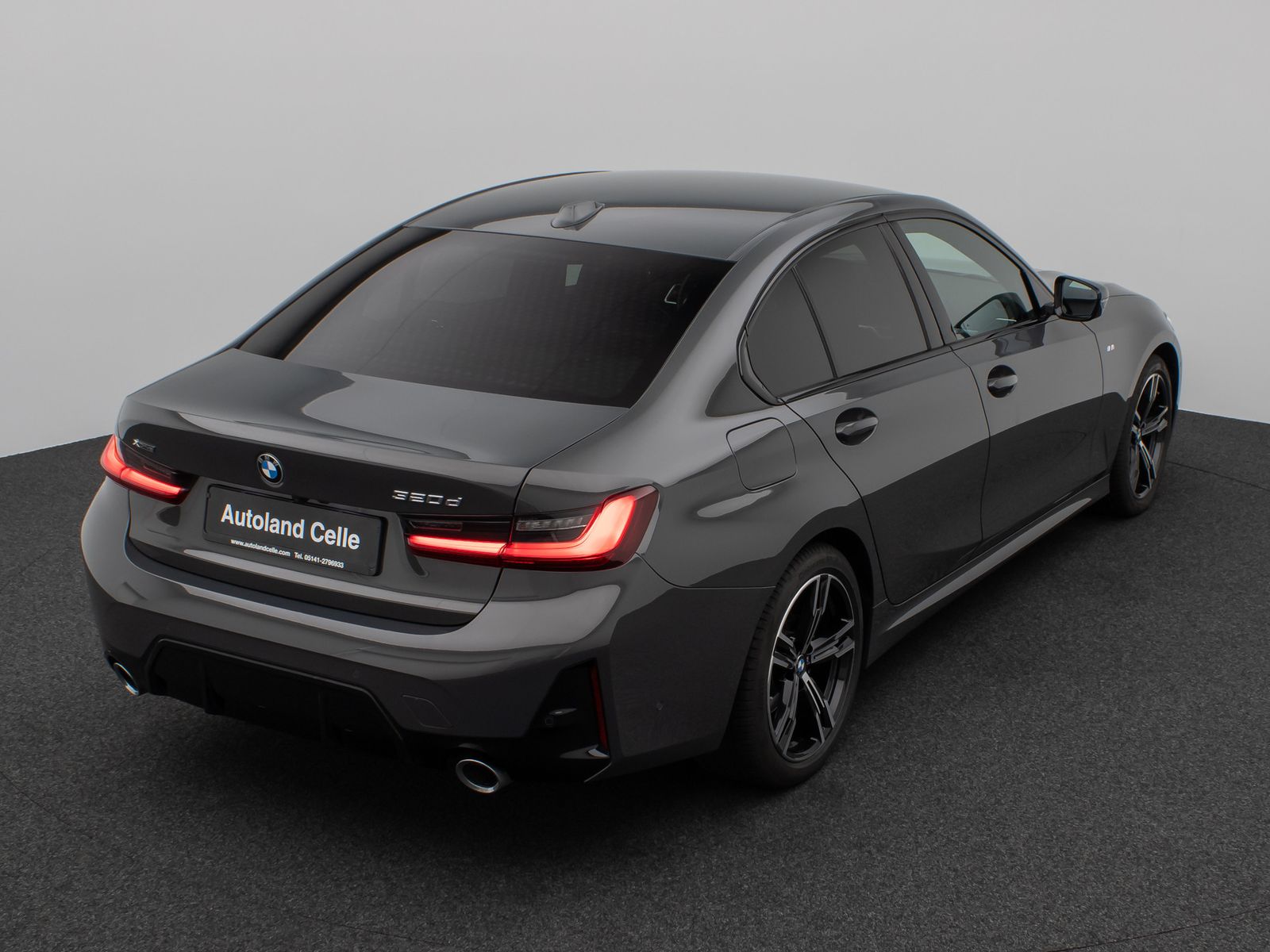 Fahrzeugabbildung BMW 320d  xD M Sport Kamera DAB HiFi Stop&Go Komfort