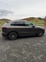Porsche Cayenne Turbo Turbo - Facelift 2017 Umbau  - gebrauchte Porsche Cayenne mit Facelift