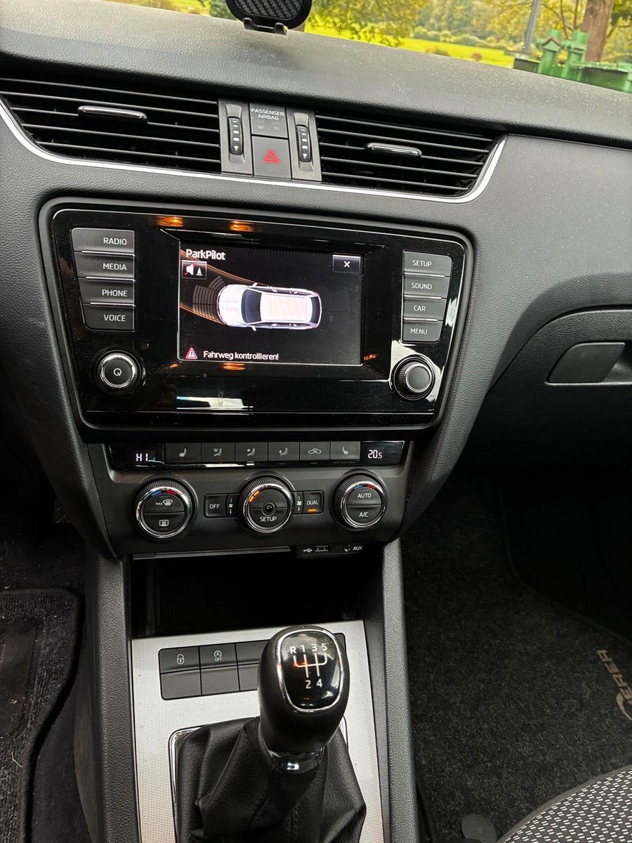 Skoda Octavia 2014 — photo 8