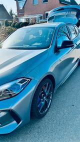 BMW 135 - BMW 135 mit Benzin-Antrieb: Limousine, Automatik