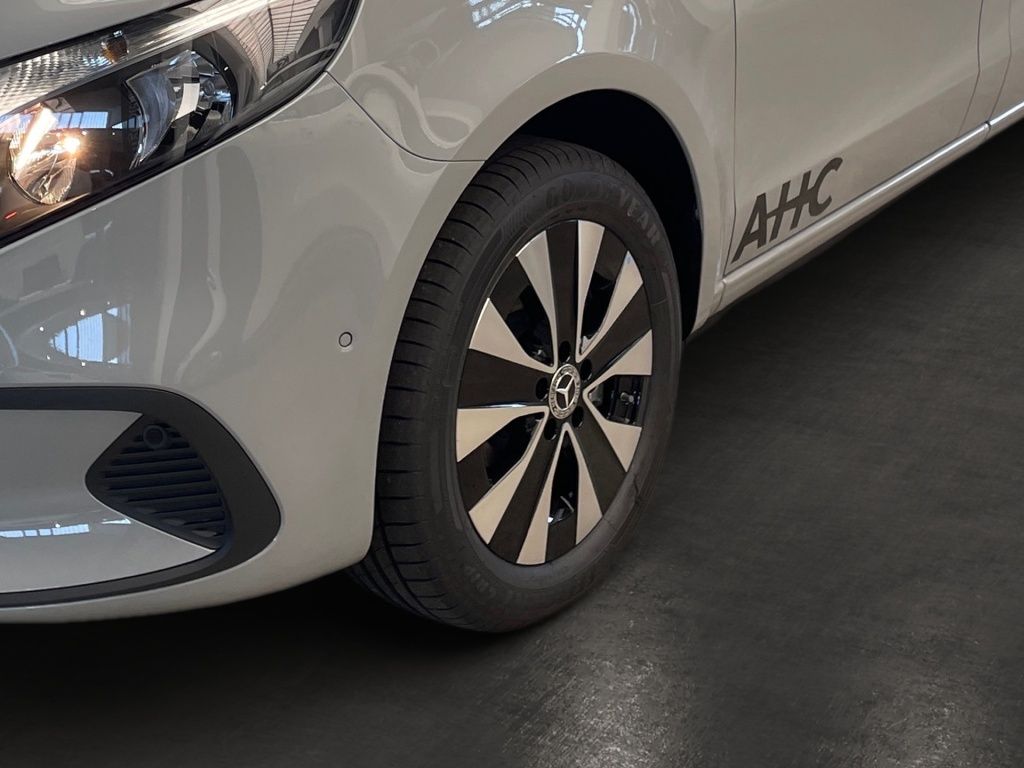 Fahrzeugabbildung Mercedes-Benz V 220 d Kompakt ACC AUT Facelift Kam. KlimaA LM