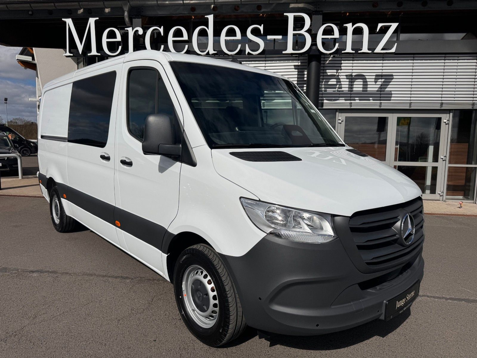 Fahrzeugabbildung Mercedes-Benz Sprinter 317 CDI 3665 Mixto/DoKa Klima Kamera