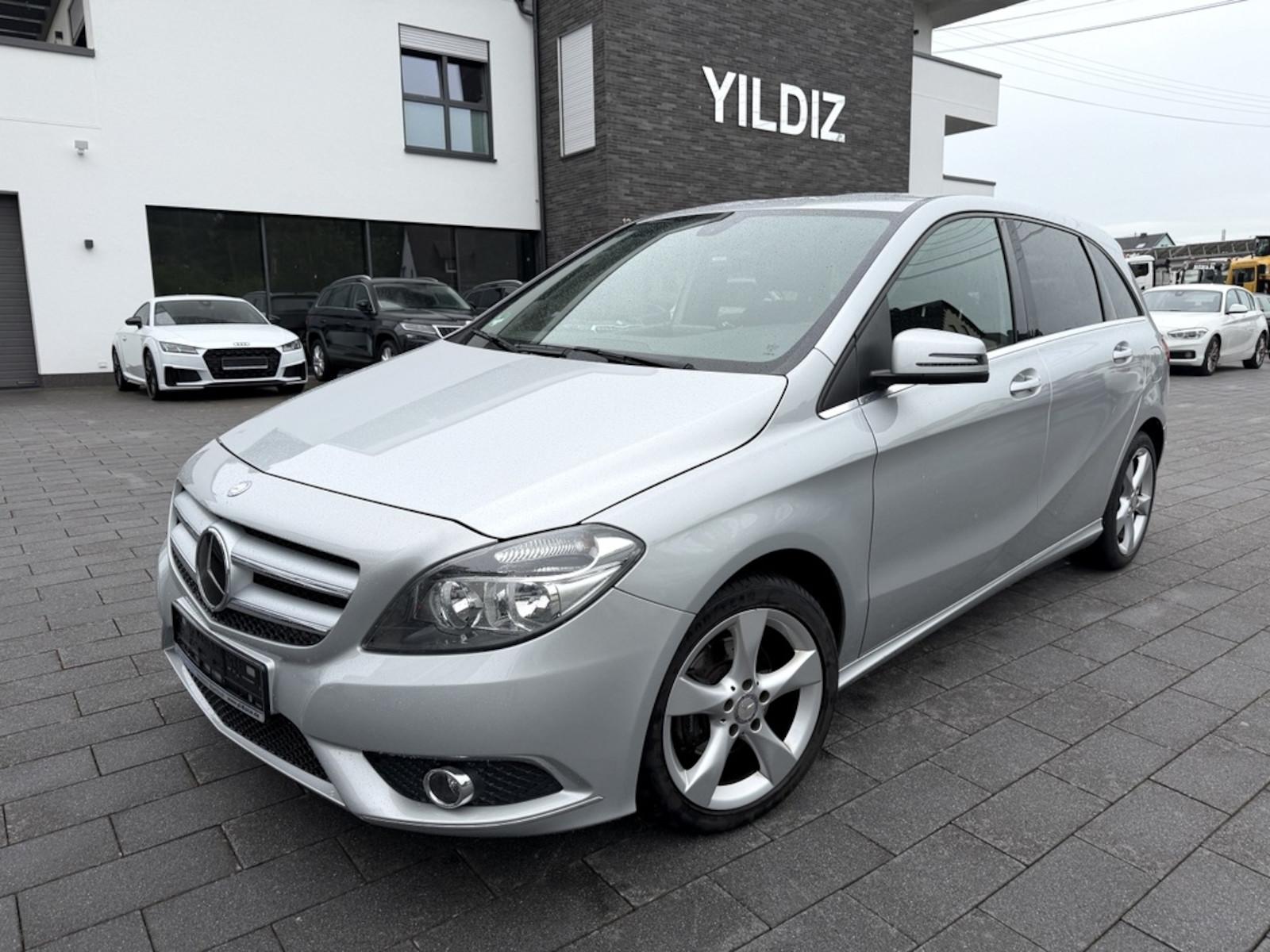 Mercedes-Benz B 180 CDI *KLIMA *SITZHEIZUNG *NAVI *SCHECKHEFT