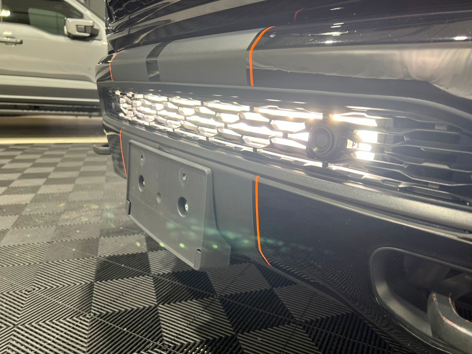 Fahrzeugabbildung Dodge RAM  1500 LIMITED NIGHT CREW CAB 4X4 *RTR UMBAU*