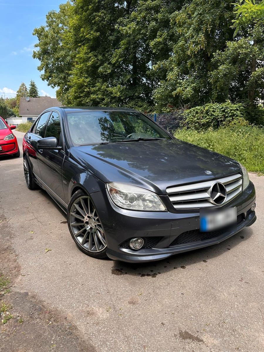 Mercedes-Benz C 320