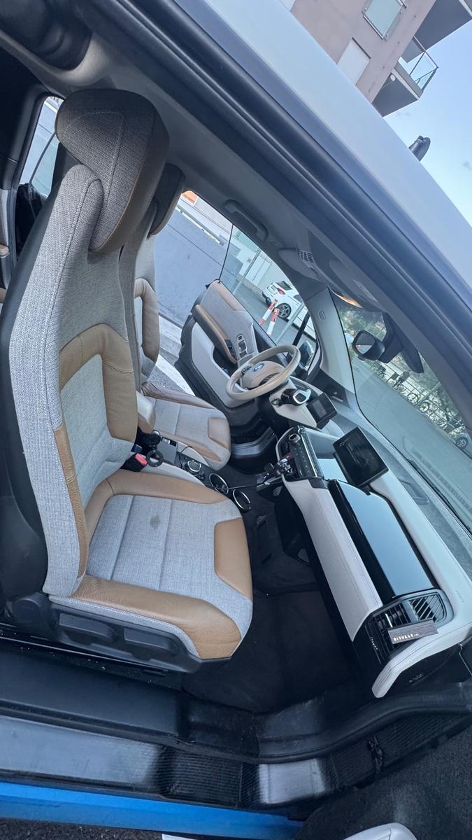 BMW i3 (60 Ah) mit Range Extender -