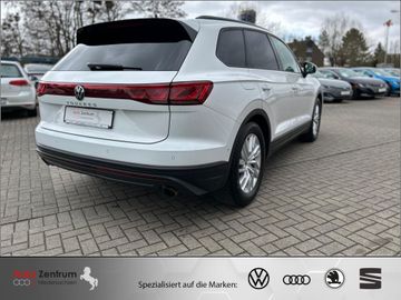 Volkswagen Touareg - 3