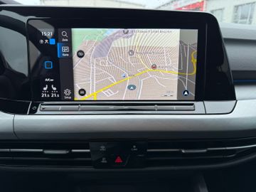 Volkswagen Golf VIII Var. Life+LED+Virt.Cock.+SHZ+L-Hzg+