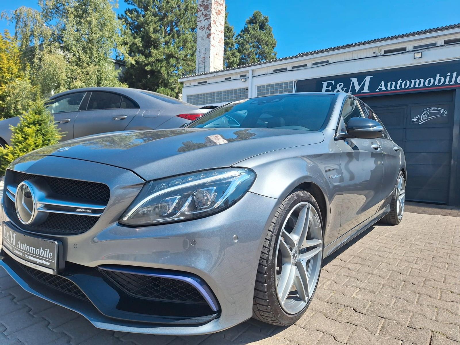 Mercedes-Benz C 63 AMG C*NIGHT PAKET*PANO*LEDER*SCHECKHEFT MB*
