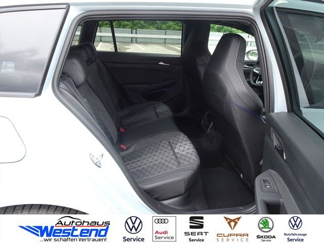 Fahrzeugabbildung Volkswagen Golf Variant R-Line 1.5l eTSI 110kW DSG AHK LED