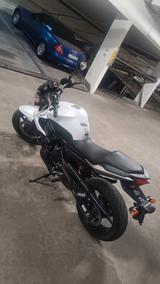Yamaha XJ6 - YAMAHA XJ6