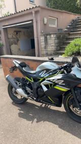 Kawasaki Ninja 125 - KAWASAKI NINJA 125