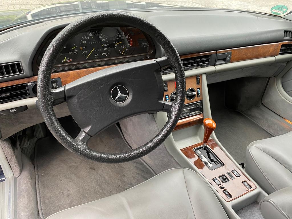 Mercedes-Benz 420