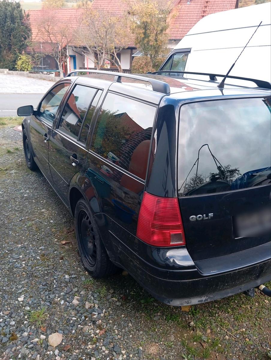 Volkswagen Golf 2006 — interior