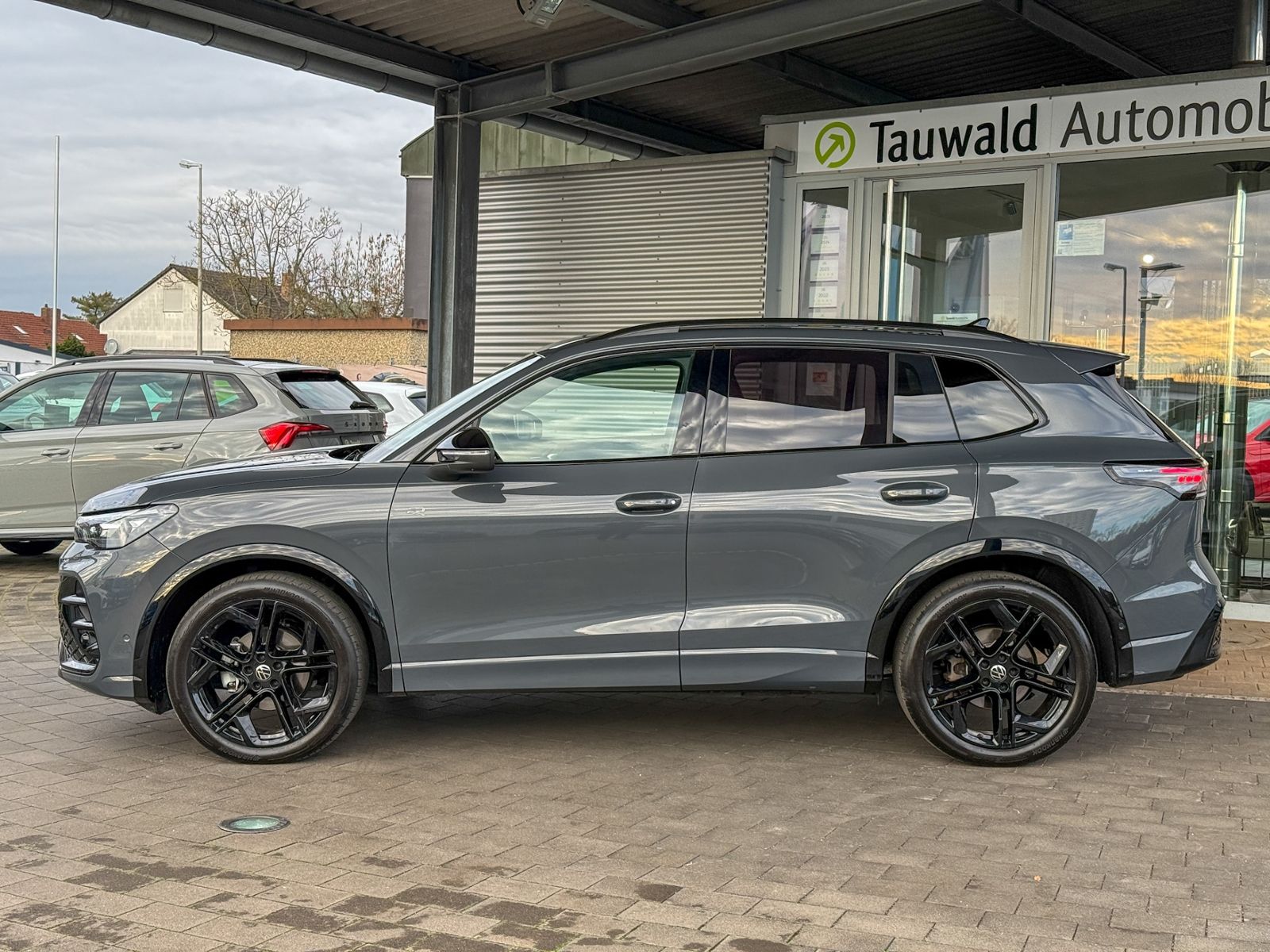 Volkswagen Tiguan - Bild 12