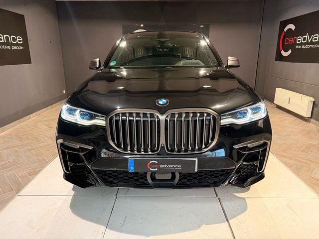 BMW X7 M50d M Sport Pro "22" B&amp;W