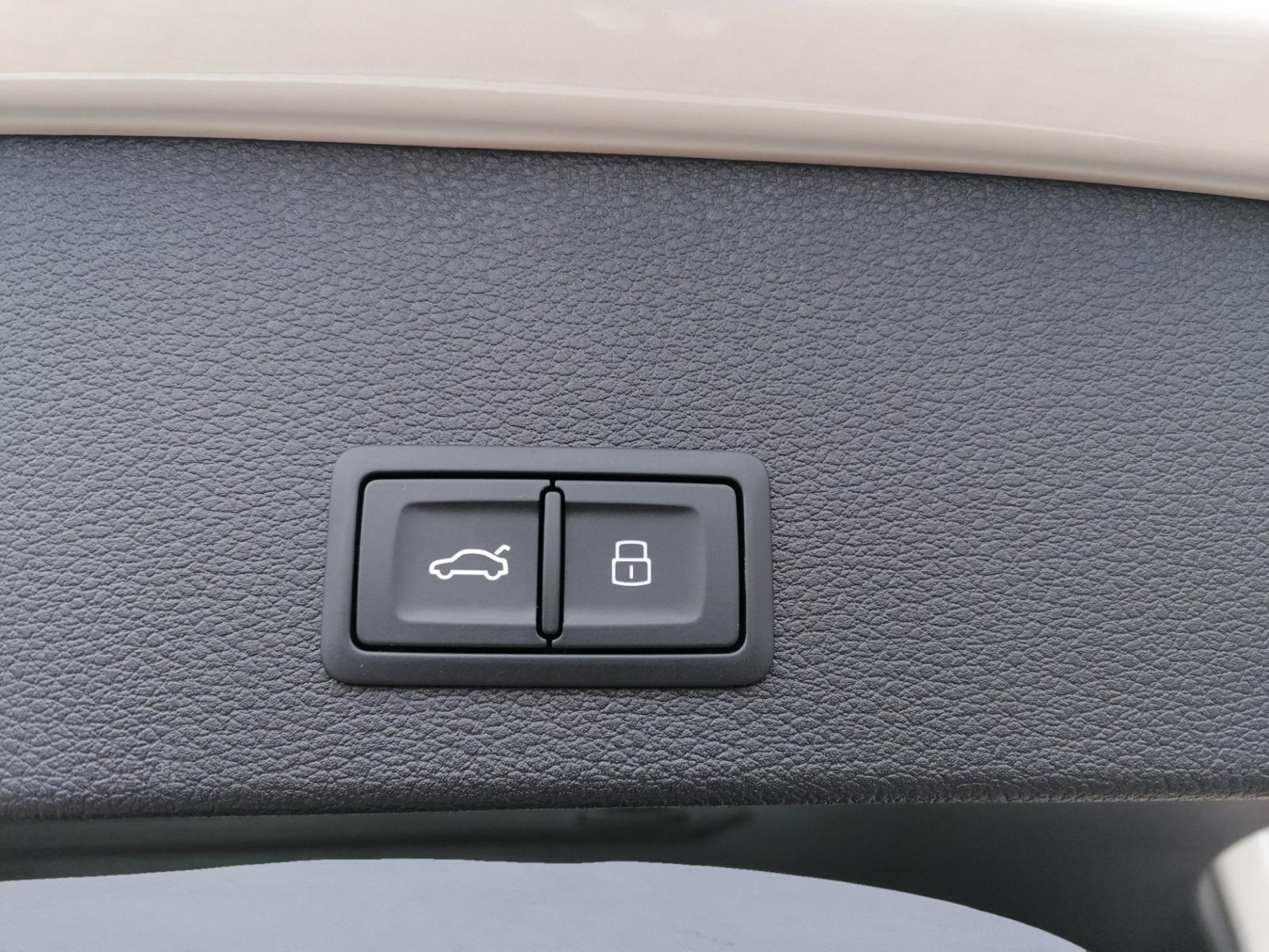 Audi Q2 35 TFSI S tronic S Line LED+NAVI+SHZG+