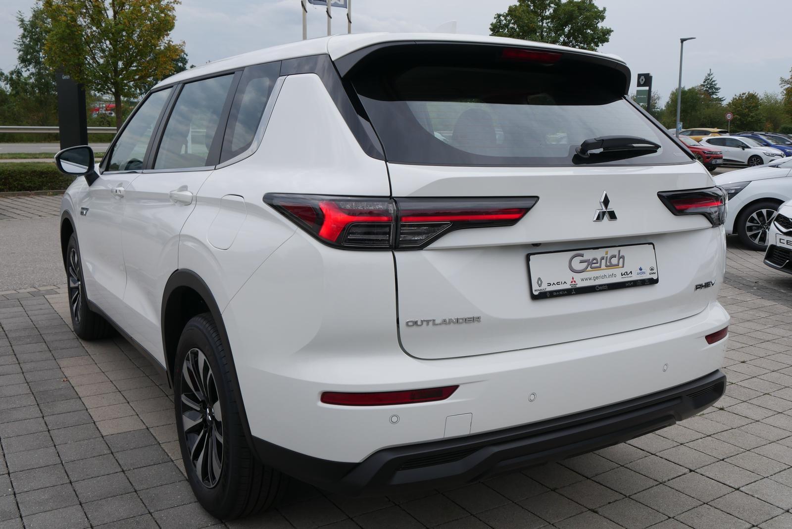 Mitsubishi Outlander 2.4 PHEV 100 kW S-AWC Diamant