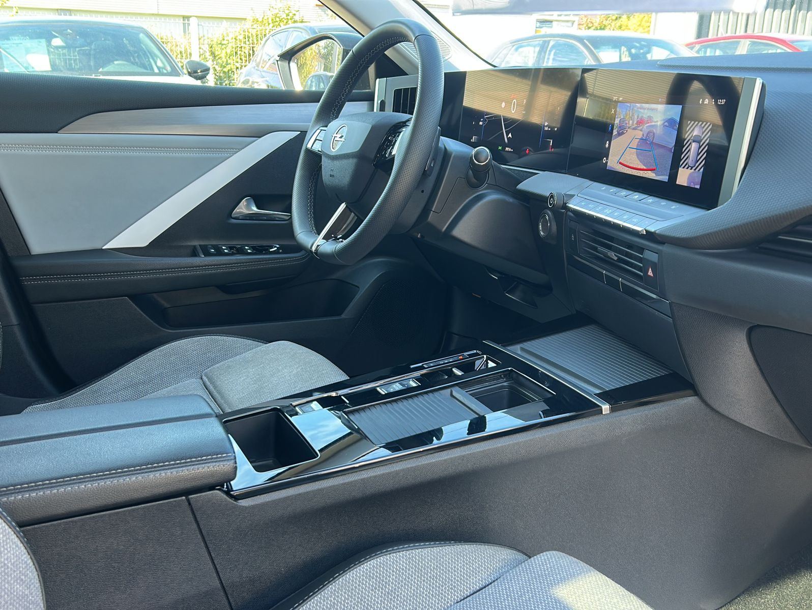 Fahrzeugabbildung Opel Astra 1,5 DElegance