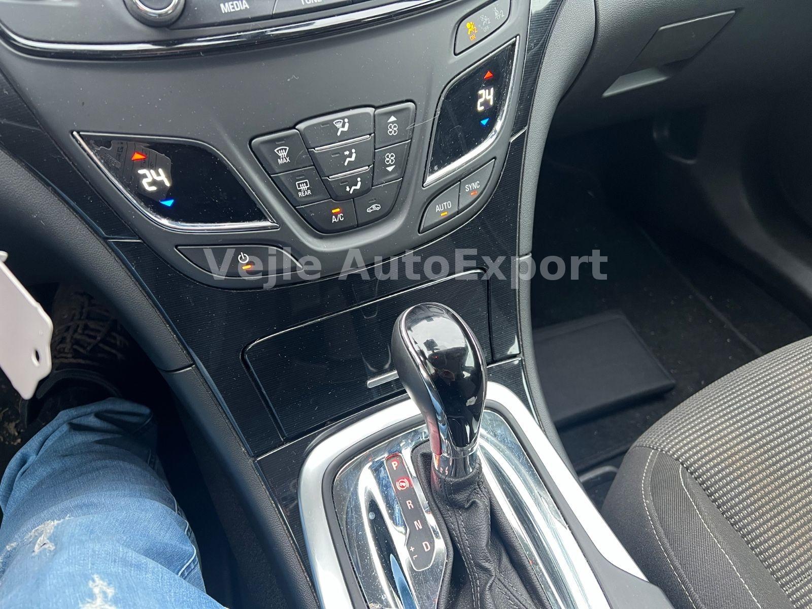 Opel Insignia 2015 — photo 18