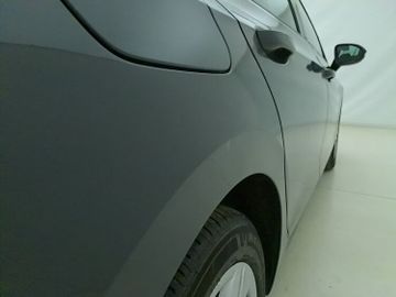 Volkswagen Golf - 6