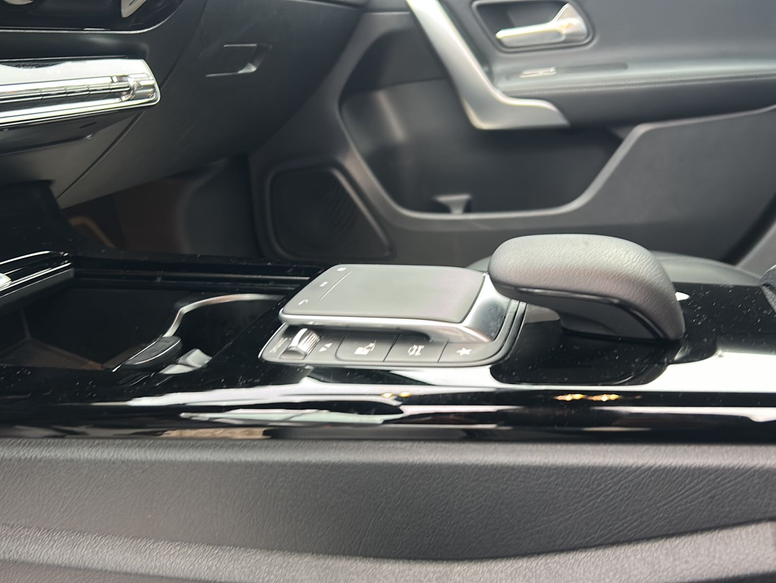 Fahrzeugabbildung Mercedes-Benz A 180 d 8G-DCT Advanced