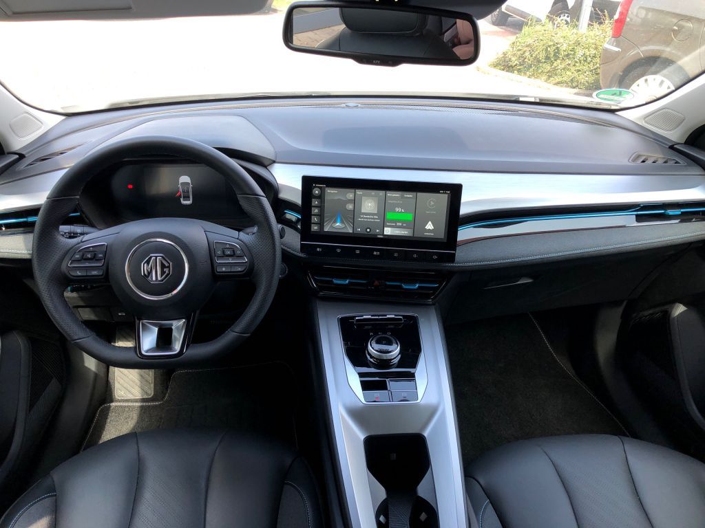 Fahrzeugabbildung MG MG5 Maximal Luxury *360 Grad Kamera*