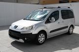 Peugeot Partner Tepee 1.6HDi 82KW Family 11/10 - gebrauchte Peugeot Partner aus dem Jahr 2010