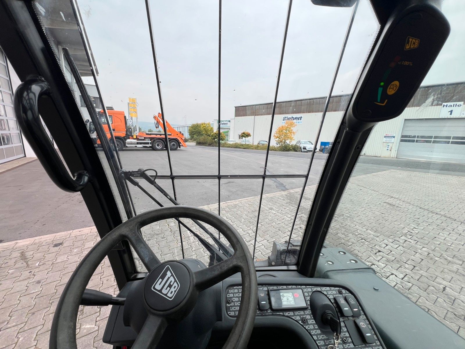 Fahrzeugabbildung JCB TLT 30D 2WD / nur 1.948h!