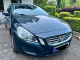 Volvo V60 T4 - - Volvo V60 aus 2010