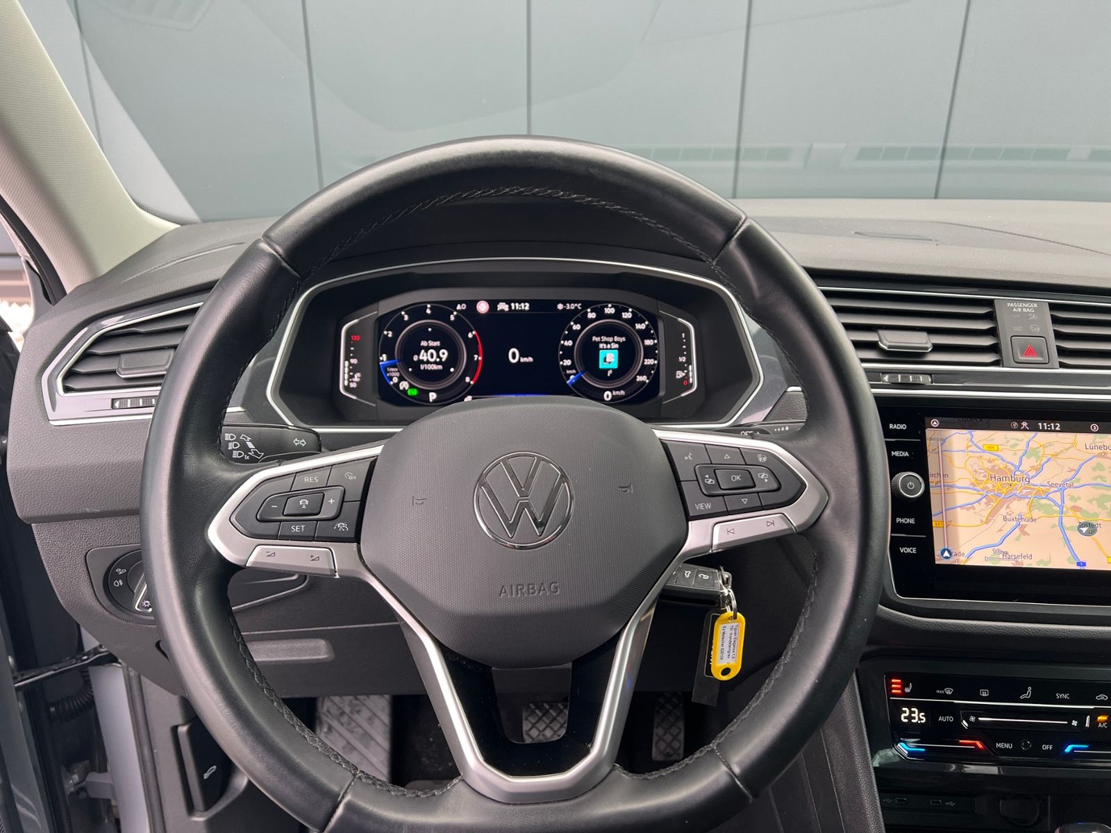 Fahrzeugabbildung Volkswagen Tiguan Elegance 1.5 TSI *AHK, Navi, App Connect,