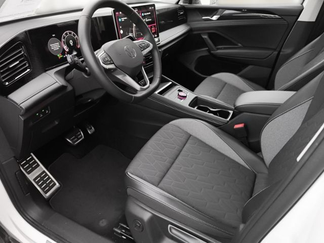 Fahrzeugabbildung Volkswagen Tiguan 1.5 eTSI OPF DSG Goal ACC LED NAVI AREA V